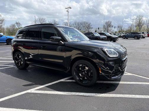 Midnight Black 2027 MINI Countryman Cooper S ALL4