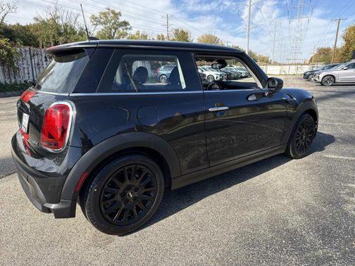 2023 MINI Hardtop Cooper