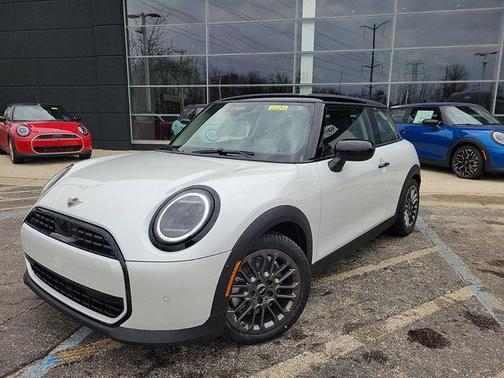 2025 MINI Hardtop Cooper
