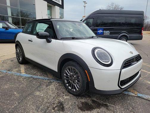 2025 MINI Hardtop Cooper