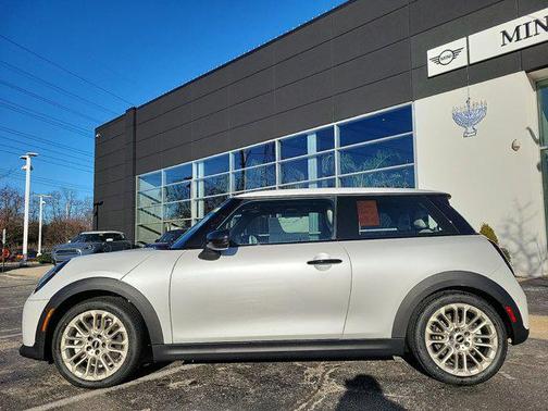 2025 MINI Hardtop Cooper