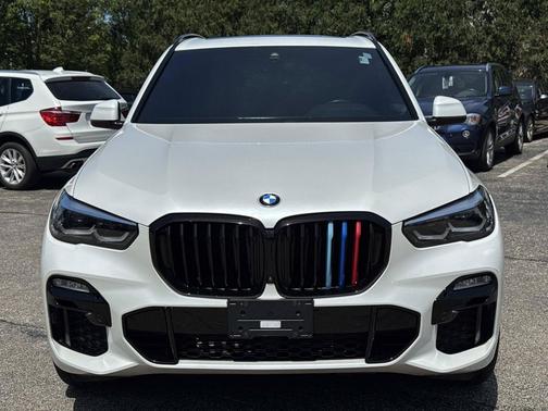 Mineral White Metallic 2021 BMW X5 xDrive40i