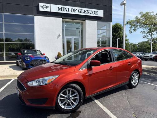 Hot Pepper Red Metallic Tinted Clearcoat 2018 Ford Focus SE