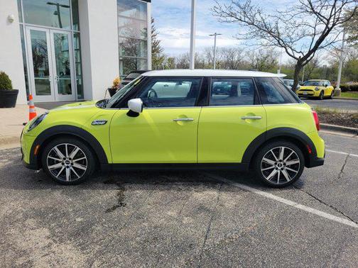 2023 MINI Hardtop Cooper S
