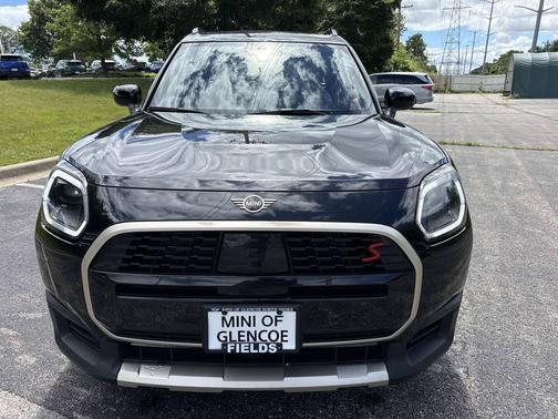 Midnight Black II Metallic 2026 MINI Countryman Cooper S ALL4