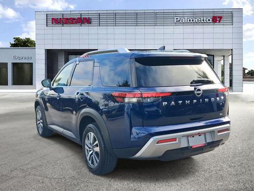 Deep Ocean Blue 2025 Nissan Pathfinder SL