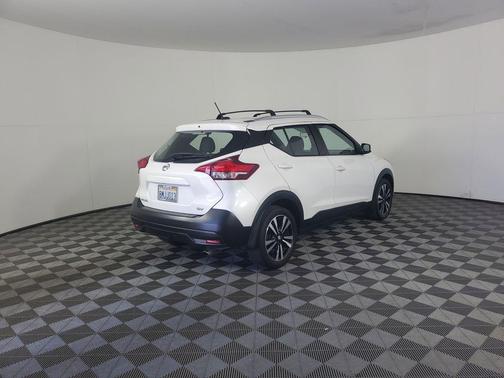 2019 Nissan Kicks SV