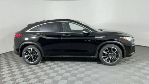 2025 INFINITI QX55 LUXE