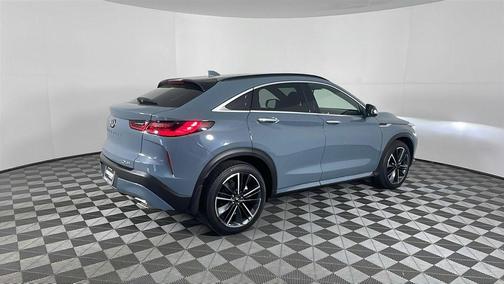 2025 INFINITI QX55 ESSENTIAL