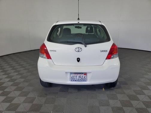 2009 Toyota Yaris 