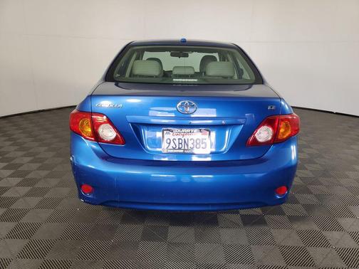 2009 Toyota Corolla LE
