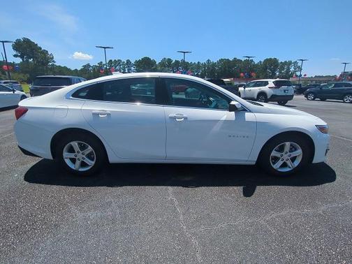 2024 Chevrolet Malibu LT W/1LT