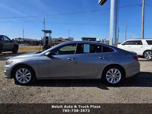 2024 Chevrolet Malibu LT W/1LT