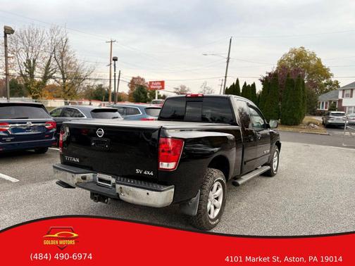 2013 Nissan Titan SV