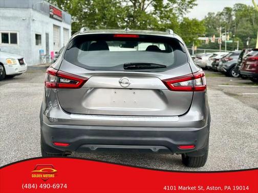 2022 Nissan Rogue Sport SV
