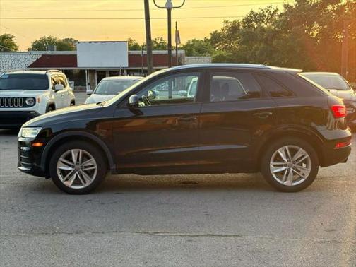 2017 Audi Q3 2.0T Premium
