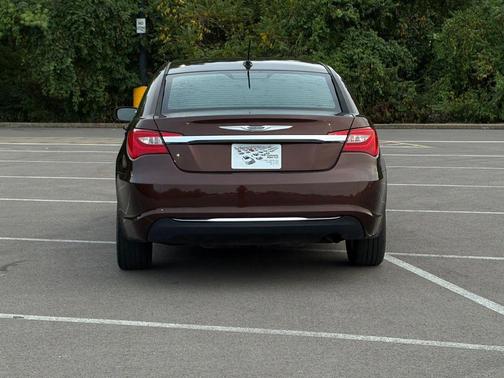 2013 Chrysler 200 Touring
