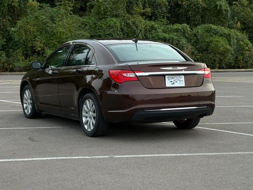 2013 Chrysler 200 Touring