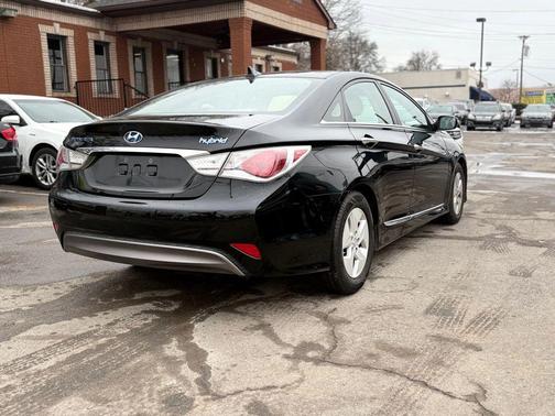 2011 Hyundai SONATA Hybrid Base