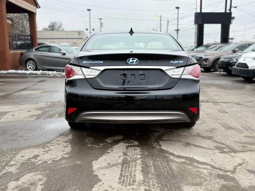 2011 Hyundai SONATA Hybrid Base