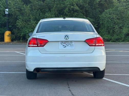 2015 Volkswagen Passat 1.8T S