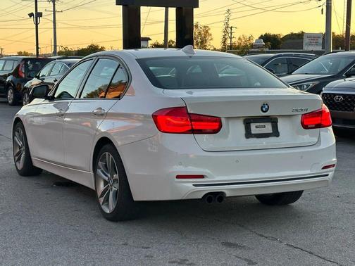 2016 BMW 328 328i Sedan 4D