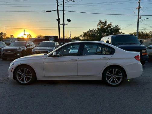 2016 BMW 328 328i Sedan 4D