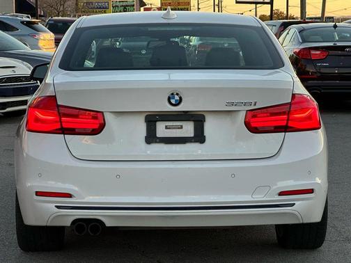 2016 BMW 328 328i Sedan 4D