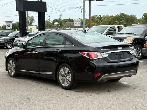 2013 Hyundai SONATA Hybrid Limited