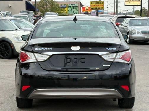 2013 Hyundai SONATA Hybrid Limited