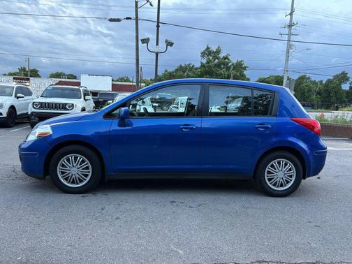 2011 Nissan Versa 1.8 S