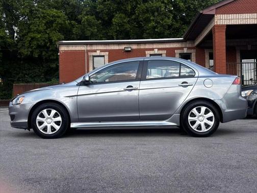 2013 Mitsubishi Lancer SE