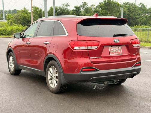 Remington Red 2016 Kia Sorento LX
