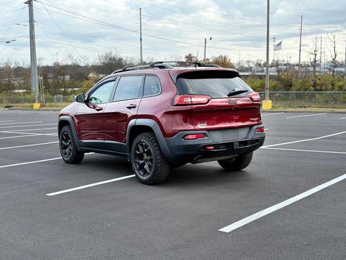 2018 Jeep Cherokee Trailhawk