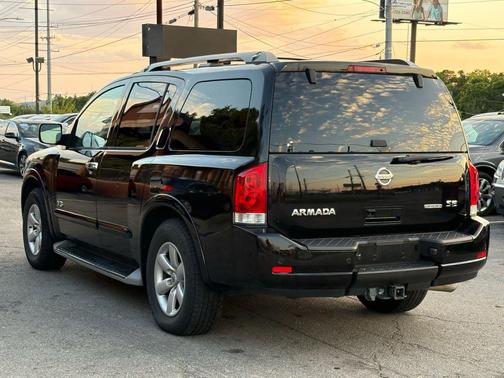 2008 Nissan Armada SE
