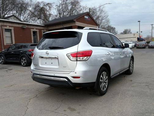2013 Nissan Pathfinder SV