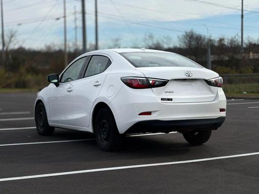 2019 Toyota Yaris Sedan L
