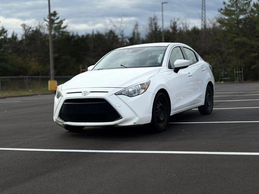 2019 Toyota Yaris Sedan L