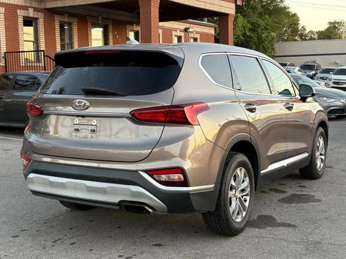 2019 Hyundai SANTA FE SEL 2.4