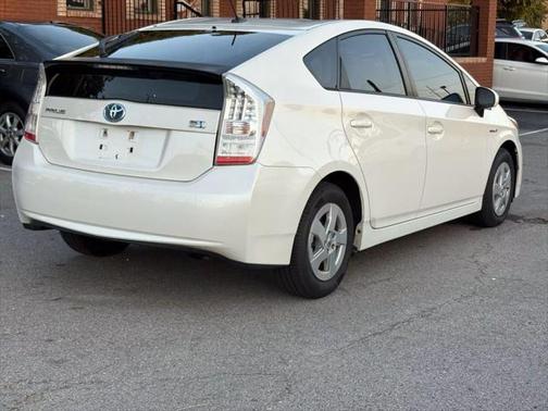 2010 Toyota Prius One