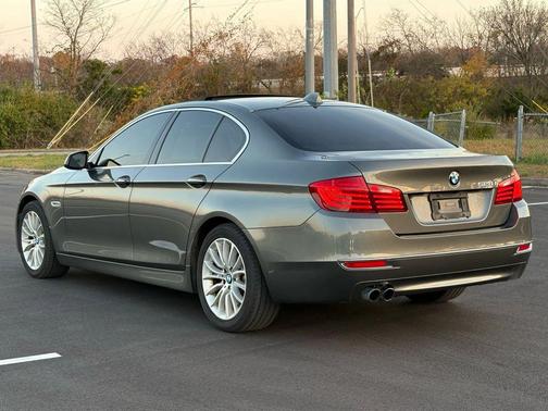2015 BMW 528 528i Sedan 4D