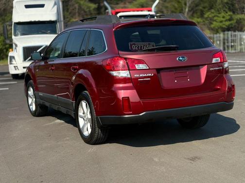 2014 Subaru Outback 2.5i Limited