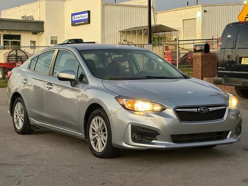 2018 Subaru Impreza 2.0i Premium