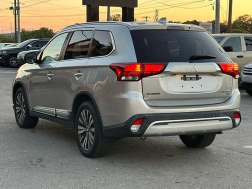 2019 Mitsubishi Outlander SEL