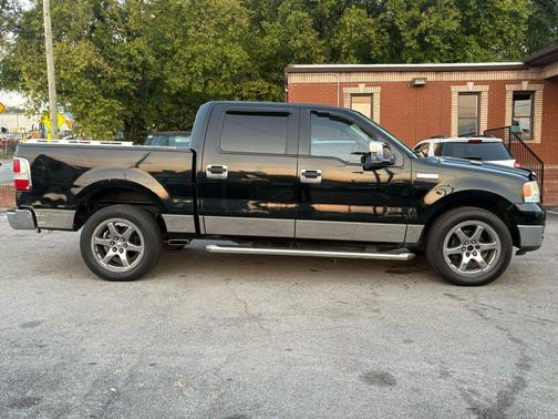 2005 Ford F-150 XLT SuperCrew