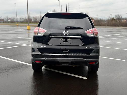 2015 Nissan Rogue SL