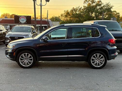 2012 Volkswagen Tiguan 2.0T SE 4MOTION