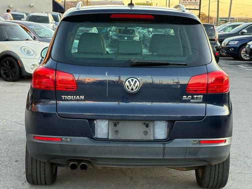 2012 Volkswagen Tiguan 2.0T SE 4MOTION