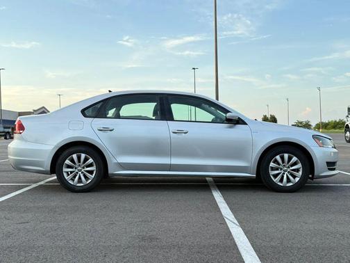 Reflex Silver Metallic 2015 Volkswagen Passat 1.8T S