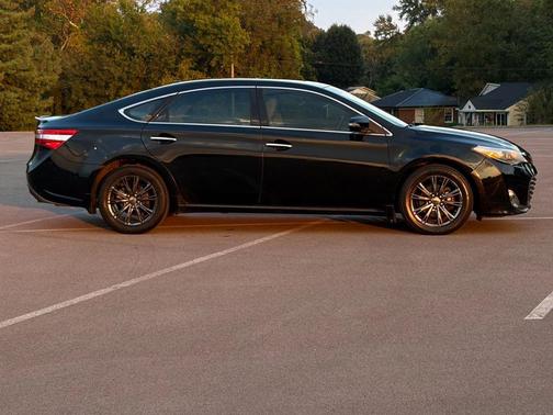 2014 Toyota Avalon XLE Premium
